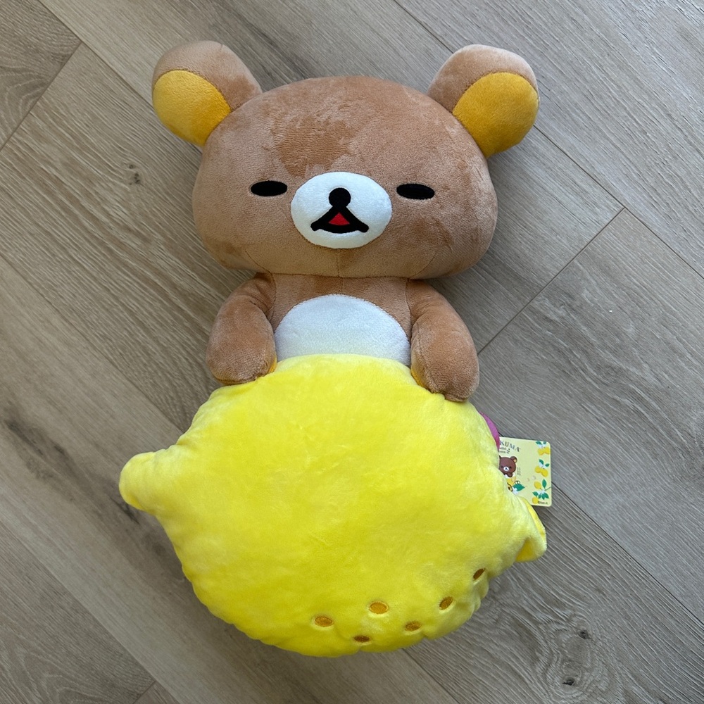 2025 Rilakkuma A Basketful of Lemons Round 1 Exclusive Plush